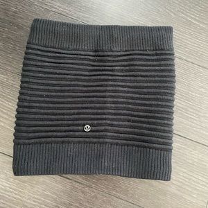 Winter lululemon Sherpa neck warmer